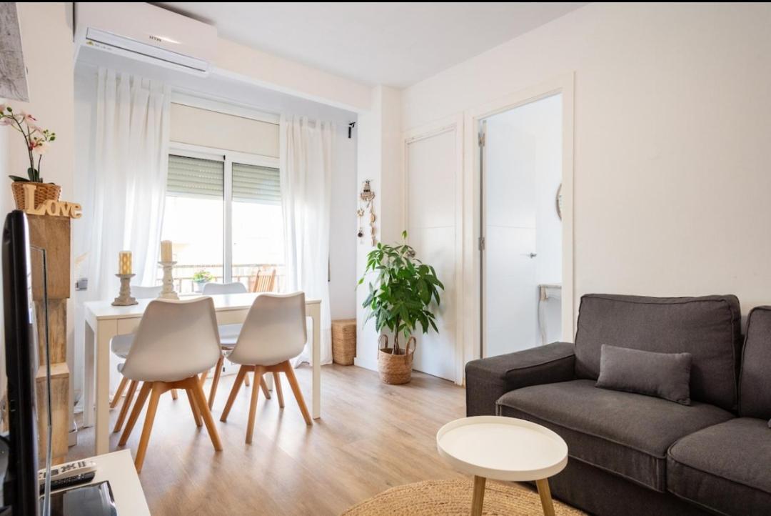 2 Habitaciones Hospitalet لوسبيتاليت دي يوبريغات المظهر الخارجي الصورة